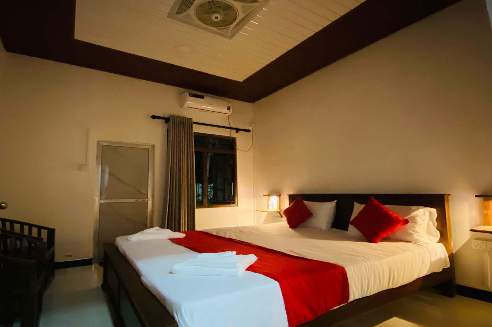 hotels in habarana